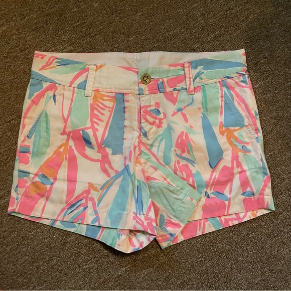 lilly pulitzer out at sea callahan short - Picture 3 of 5